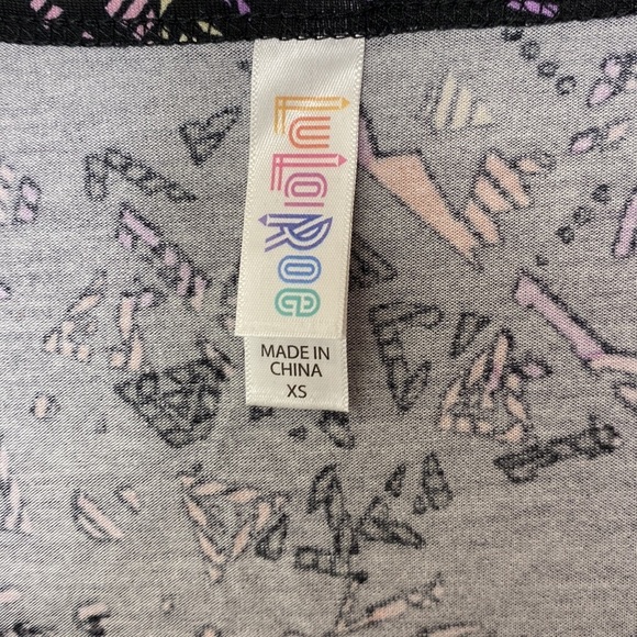 NWT LuLaRoe Classic T size XS - Picture 6 of 10